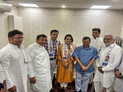 Former Haryana Congress leader Nirmal Singh, daughter Chitra join AAP | Former Haryana Congress leader Nirmal Singh, daughter Chitra join AAP