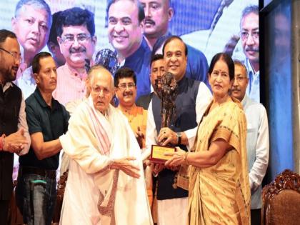 Assam CM Himanta Biswa Sarma confers Jnanpith award to Assamese poet Nilmani Phookan | Assam CM Himanta Biswa Sarma confers Jnanpith award to Assamese poet Nilmani Phookan