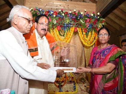 Reconstruction of Ram Janmabhoomi temple will herald new phase for Ayodhya: Vice President | Reconstruction of Ram Janmabhoomi temple will herald new phase for Ayodhya: Vice President