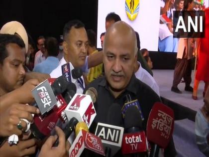 No plan to impose fine for not wearing face masks in Delhi, says Manish Sisodia | No plan to impose fine for not wearing face masks in Delhi, says Manish Sisodia
