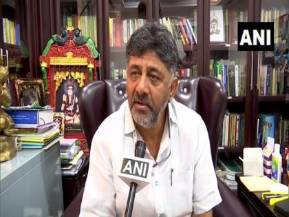 Cong demands apology from Karnataka govt for omission of Nehru from govt I-Day advertisement | Cong demands apology from Karnataka govt for omission of Nehru from govt I-Day advertisement