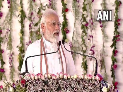 PM Modi says democracy, development reaching grassroots in J-K | PM Modi says democracy, development reaching grassroots in J-K PM Modi says democracy, development reaching grassroots in J-K | PM Modi says democracy, development reaching grassroots in J-K