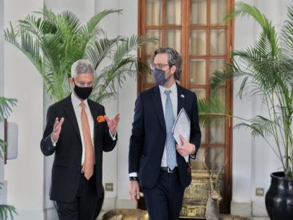 Jaishankar shares Argentine FM's 'family connection' with India | Jaishankar shares Argentine FM's 'family connection' with India