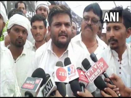 Hardik Patel dismisses rumours of his joining BJP, says upset with state Congress leadership | Hardik Patel dismisses rumours of his joining BJP, says upset with state Congress leadership