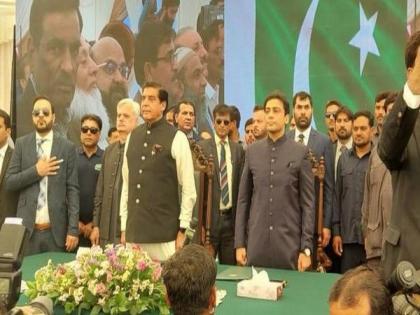 Pakistan: Formation of Punjab's new cabinet held up till removal of governor | Pakistan: Formation of Punjab's new cabinet held up till removal of governor