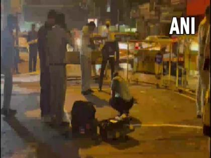 2 injured in firing in Delhi's Subhash Nagar, security deployed | 2 injured in firing in Delhi's Subhash Nagar, security deployed 2 injured in firing in Delhi's Subhash Nagar, security deployed | 2 injured in firing in Delhi's Subhash Nagar, security deployed