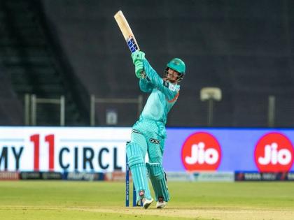 IPL 2022: De Kock's fiery half-century and quick cameos by Hooda, Stoinis guide LSG to 176/7 against KKR | IPL 2022: De Kock's fiery half-century and quick cameos by Hooda, Stoinis guide LSG to 176/7 against KKR
