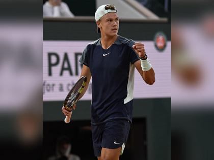 French Open: Holger Rune defeats Hugo Gaston; Ruud downs Sonego to advance | French Open: Holger Rune defeats Hugo Gaston; Ruud downs Sonego to advance