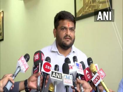 Hardik Patel to launch campaign to wean away Congress leaders in Gujarat | Hardik Patel to launch campaign to wean away Congress leaders in Gujarat