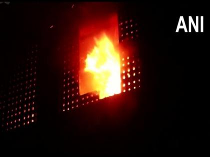 Fire breaks out at textile mill in Surat | Fire breaks out at textile mill in Surat Fire breaks out at textile mill in Surat | Fire breaks out at textile mill in Surat