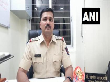 Mumbai Police recovers 100 gms gold from rats in a garbage dump | Mumbai Police recovers 100 gms gold from rats in a garbage dump Mumbai Police recovers 100 gms gold from rats in a garbage dump | Mumbai Police recovers 100 gms gold from rats in a garbage dump