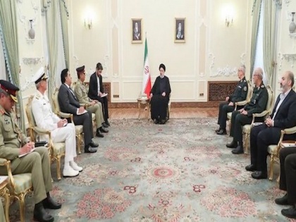 Pakistani military Chief meets Iranian president | Pakistani military Chief meets Iranian president
