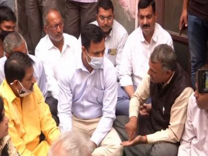 Faridabad Deputy Commissioner meets family of 21-year-old Ballabgarh murder victim | Faridabad Deputy Commissioner meets family of 21-year-old Ballabgarh murder victim