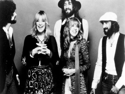 Fleetwood Mac's album, single back in top 10 after 43 years | Fleetwood Mac's album, single back in top 10 after 43 years