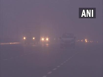 Dense fog affects visibility in national capital, 13 Delhi-bound trains delayed | Dense fog affects visibility in national capital, 13 Delhi-bound trains delayed