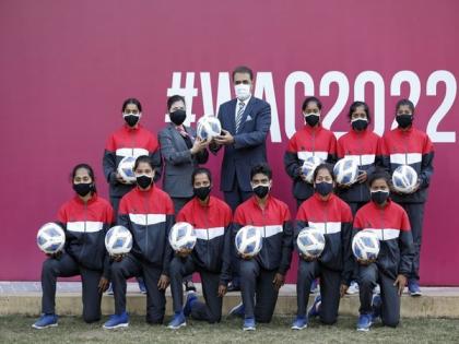 Maharashtra Government distributes AFC Women's Asian Cup India 2022 match balls among young female footballers | Maharashtra Government distributes AFC Women's Asian Cup India 2022 match balls among young female footballers