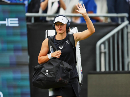 Iga Swiatek wins Polish Sportsperson of the Year award | Iga Swiatek wins Polish Sportsperson of the Year award Iga Swiatek wins Polish Sportsperson of the Year award | Iga Swiatek wins Polish Sportsperson of the Year award