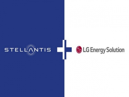 LG Energy Solution, Stellantis to form joint venture for 40GWh electric vehicle battery cells | LG Energy Solution, Stellantis to form joint venture for 40GWh electric vehicle battery cells