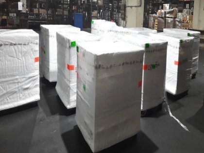 COVID-19: Another 29,021 vials of Remdesivir sent by Gilead Sciences reaches Mumbai | COVID-19: Another 29,021 vials of Remdesivir sent by Gilead Sciences reaches Mumbai