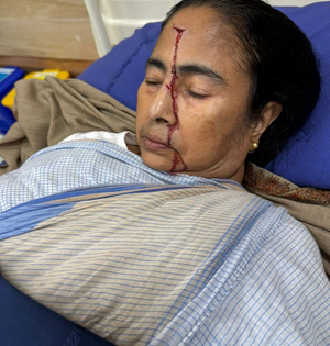 Mamata Banerjee released from hospital after condition turns 'stable' | Mamata Banerjee released from hospital after condition turns 'stable'