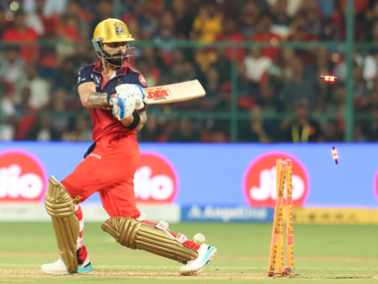 Drop Kohli on the first ball; he will definitely make you pay: Gavaskar | Drop Kohli on the first ball; he will definitely make you pay: Gavaskar