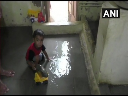Heavy rains, waterloggig throw life out of gear in parts of Gujarat | Heavy rains, waterloggig throw life out of gear in parts of Gujarat
