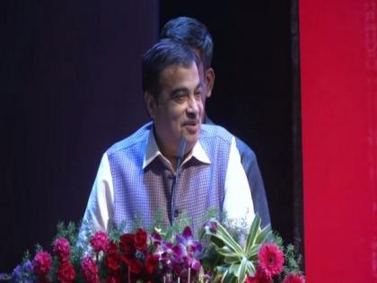 Work or will tell public to do 'dhulai': Nitin Gadkari's warning to RTO officials | Work or will tell public to do 'dhulai': Nitin Gadkari's warning to RTO officials