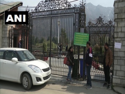 COVID-19: All gardens and parks in J-K closed | COVID-19: All gardens and parks in J-K closed