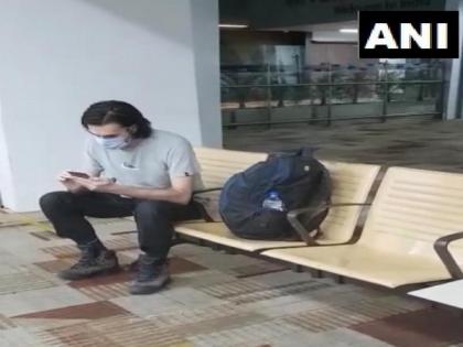 German national stranded at Delhi airport since last 55 days leaves for Amsterdam | German national stranded at Delhi airport since last 55 days leaves for Amsterdam