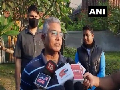 Dilip Ghosh calls director Aparna Sen "anti-national" over her remarks on extension of BSF jurisdiction in Bengal | Dilip Ghosh calls director Aparna Sen "anti-national" over her remarks on extension of BSF jurisdiction in Bengal
