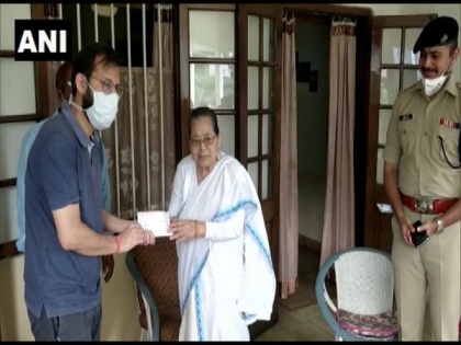 Ex-CJI Ranjan Gogoi's mother donates Rs 1 lakh to PM-CARES Fund | Ex-CJI Ranjan Gogoi's mother donates Rs 1 lakh to PM-CARES Fund