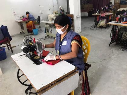 Superwomen working round the clock to make masks for all | Superwomen working round the clock to make masks for all