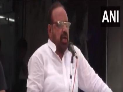 MP: FIR against BJP's Gopal Bhargava who said Cong candidate 'represents Pak' | MP: FIR against BJP's Gopal Bhargava who said Cong candidate 'represents Pak' MP: FIR against BJP's Gopal Bhargava who said Cong candidate 'represents Pak' | MP: FIR against BJP's Gopal Bhargava who said Cong candidate 'represents Pak'