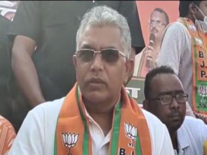 A hub of terrorists and anti-nationals, situation in Bengal worse than Kashmir: Dilip Ghosh | A hub of terrorists and anti-nationals, situation in Bengal worse than Kashmir: Dilip Ghosh