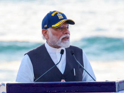 PM enjoys Navy Day-2023 fest in Sindhudurg – first time in a remote location | PM enjoys Navy Day-2023 fest in Sindhudurg – first time in a remote location PM enjoys Navy Day-2023 fest in Sindhudurg – first time in a remote location | PM enjoys Navy Day-2023 fest in Sindhudurg – first time in a remote location