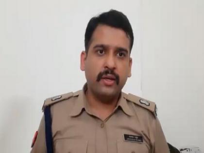 UP: Man held for dialing 100, threatening to harm PM Modi | UP: Man held for dialing 100, threatening to harm PM Modi UP: Man held for dialing 100, threatening to harm PM Modi | UP: Man held for dialing 100, threatening to harm PM Modi