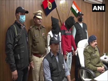 Two Amazon employees held for stealing phones from company's warehouse in Haryana | Two Amazon employees held for stealing phones from company's warehouse in Haryana Two Amazon employees held for stealing phones from company's warehouse in Haryana | Two Amazon employees held for stealing phones from company's warehouse in Haryana