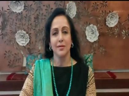 Hema Malini's Instagram messages are slowing going from 'Seeta' to 'Geeta' mode | Hema Malini's Instagram messages are slowing going from 'Seeta' to 'Geeta' mode