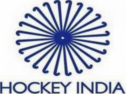 Indian hockey players clap to express gratitude towards medical staff | Indian hockey players clap to express gratitude towards medical staff
