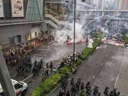Hong Kong Police warn pro-democracy politicians against using banned protest slogan | Hong Kong Police warn pro-democracy politicians against using banned protest slogan