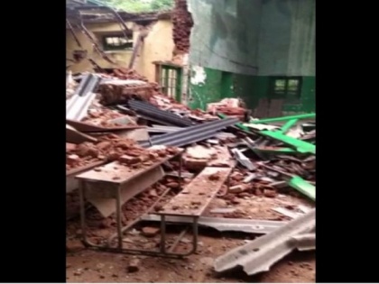 Police registers case in Mishra building collapse in Mumbai | Police registers case in Mishra building collapse in Mumbai