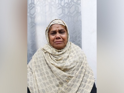 Hyderabad woman appeals to MEA to bring her daughter stranded in UAE | Hyderabad woman appeals to MEA to bring her daughter stranded in UAE