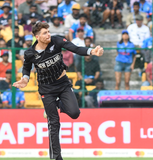 Zampa and Santner to miss knockout stage of T20 Blast for Surrey | Zampa and Santner to miss knockout stage of T20 Blast for Surrey