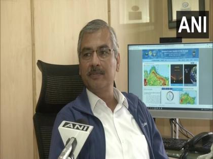Air quality likely to remain in 'poor' category till Nov 4 in Delhi: IMD | Air quality likely to remain in 'poor' category till Nov 4 in Delhi: IMD