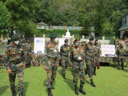 J-K: Army chief reviews security situation along LoC, COVID-19 medical preparedness at Military Hospital | J-K: Army chief reviews security situation along LoC, COVID-19 medical preparedness at Military Hospital