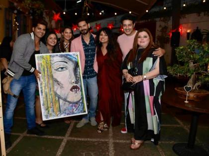 Sara Arfeen Khan's charity exhibition reveals her artistic side | Sara Arfeen Khan's charity exhibition reveals her artistic side