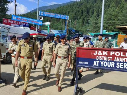 Amarnath Yatra: ADGP Kashmir reviews security arrangements at Nunwan base camp | Amarnath Yatra: ADGP Kashmir reviews security arrangements at Nunwan base camp