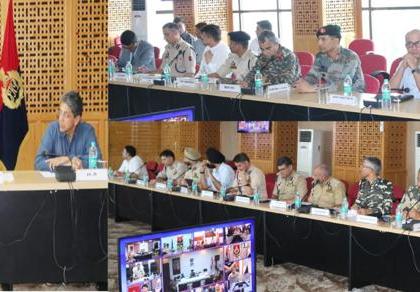 J&K DGP reviews security arrangements ahead of Independence Day | J&K DGP reviews security arrangements ahead of Independence Day J&K DGP reviews security arrangements ahead of Independence Day | J&K DGP reviews security arrangements ahead of Independence Day