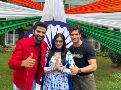 Debutant Prem, Adah Sharma, Vaibhav Tatwawadi flag off I-Day bike rally in Mumbai | Debutant Prem, Adah Sharma, Vaibhav Tatwawadi flag off I-Day bike rally in Mumbai