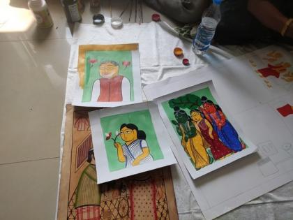 Traditional art form Patachitra gets infused with politics as WB assembly polls approach | Traditional art form Patachitra gets infused with politics as WB assembly polls approach